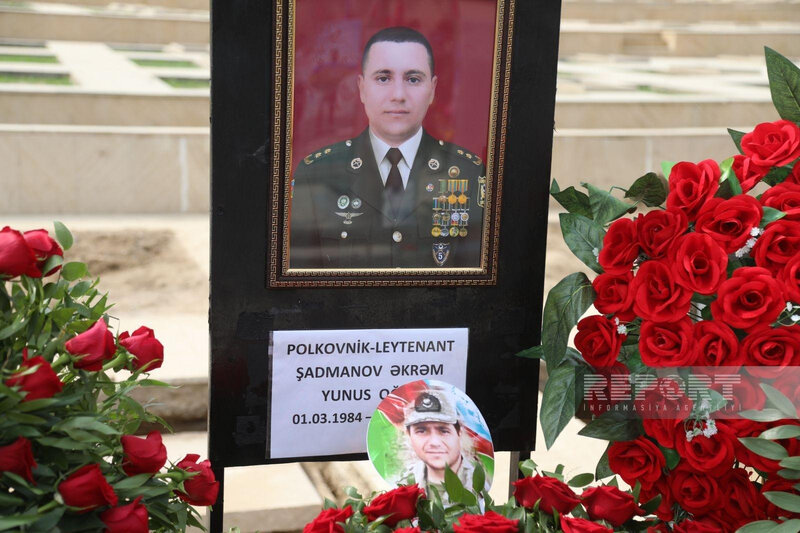 Mina terrorunda şəhid olan polkovnik-leytenant İkinci Şəhidlər xiyabanında dəfn edilib - FOTO