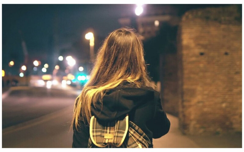 Azərbaycanda 22 yaşlı qız itkin düşüb