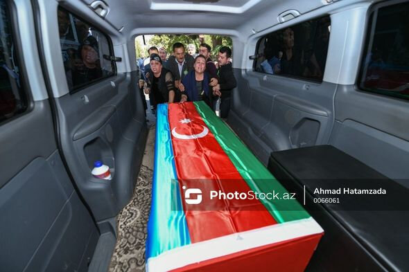 30 il sonra Xocavənddə meyitinin qalıqları tapılan şəxslə vida mərasimi keçirilib - YENİLƏNİB - FOTO