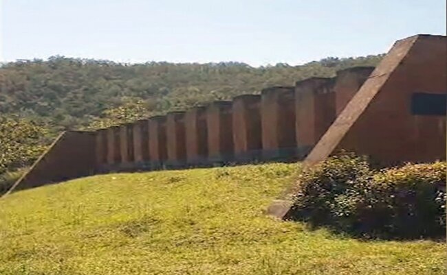 Böyük Vətən Müharibəsi abidəsi hərbi məqsədlər üçün istifadə olunub - Video
