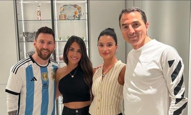 Messi azərbaycanlı dostları ilə foto PAYLAŞDI