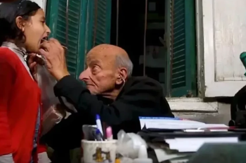 Qardaşını xilas etmək üçün özünü pəncərədən atdı - Minlərlə kasıbı...