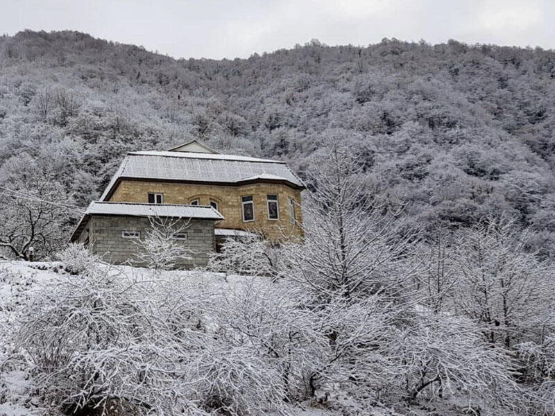 Şahdağda qar yağıb - FAKTİKİ HAVA