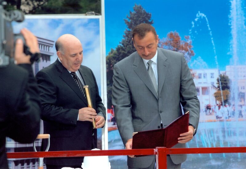 "Böyük lider, müdrik strateq, qalib sərkərdə" - Əhliman Əmiraslanov