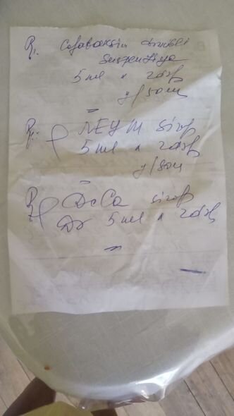 Serebral iflicdən əziyyət çəkən Ömərin anası: "Övladımın müalicəsi üçün 150 manata ehtiyacımız var" - FOTO