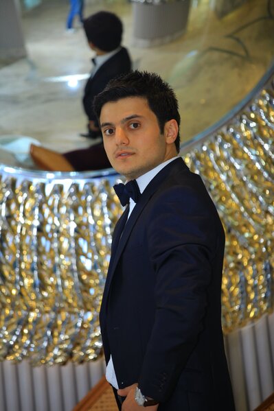 İş yerində intihar edən stomatoloqun FOTOLARI