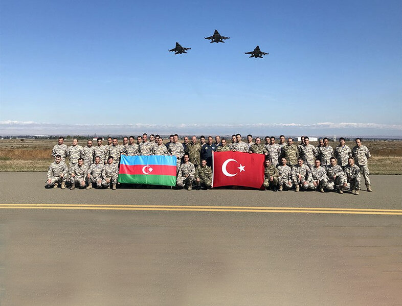 Türkiyənin F-16 təyyarələri Azərbaycana gəlib