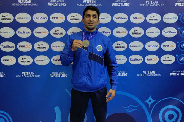 FHN-in əməkdaşı dünya çempionu olub - FOTO