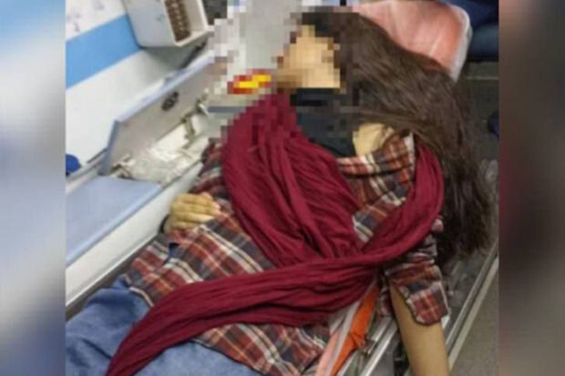 İranda əxlaq polisi daha bir qıza hücum edib - FOTO