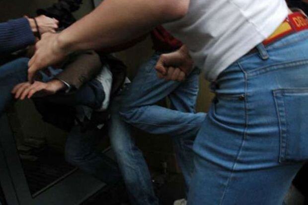 Bakıda fəhlələr arasında dava: Siqaretə görə iş yoldaşını bıçaqladı