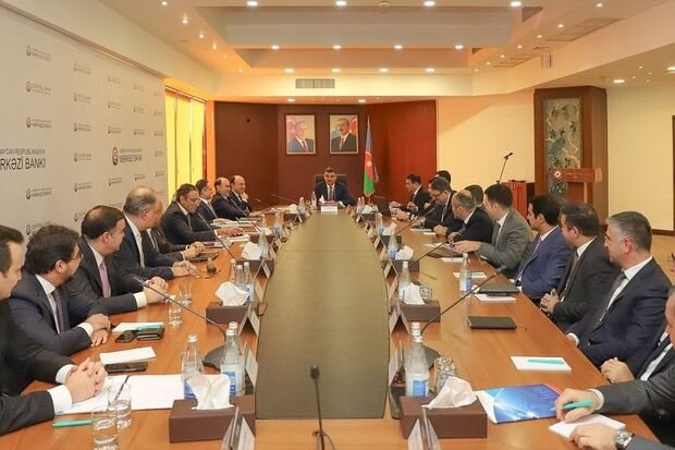 Taleh Kazımov bank rəhbərləri ilə görüşdü