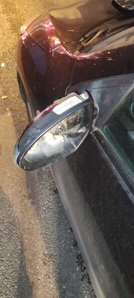 Sürücü park edilmiş maşını vurub qaçıb: Dəymiş zərəri ödəmir - FOTO