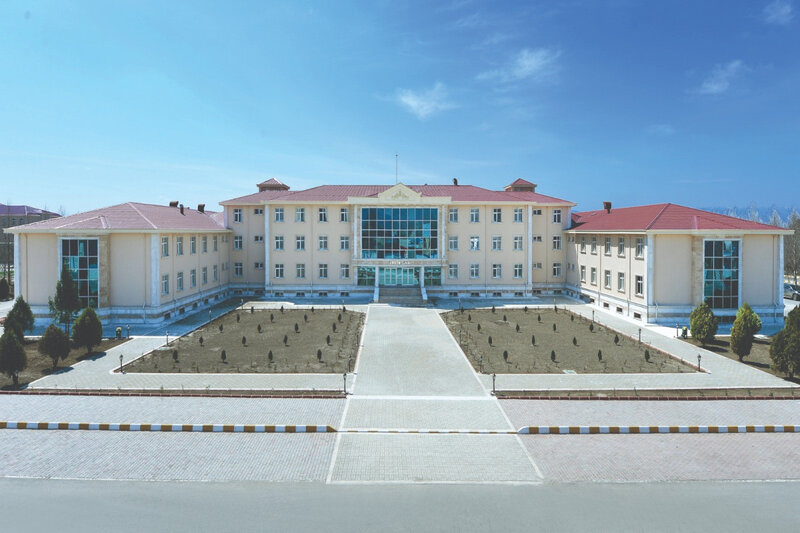 Naxçıvanda vəzifəli şəxslər işdən çıxarıldı