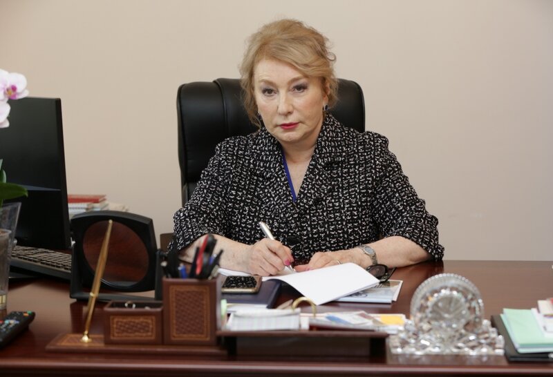 Deputat Aliment Fondunun yaradılmasına qarşıdır: Uşağına pul verməyən ata dövlətə verəcək?