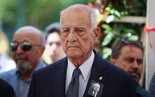 Ali Koç jurnalistə əsəbiləşdi, iclasdan qovdu - Video