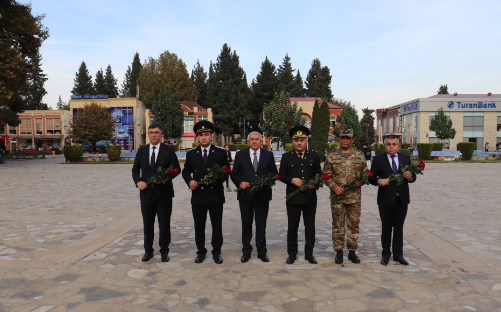 Hərbi Prokurorluq Tovuzda Ulu Öndərin 100 illik yubileyi ilə bağlı hərbi qulluqçularla birgə tədbir keçirib