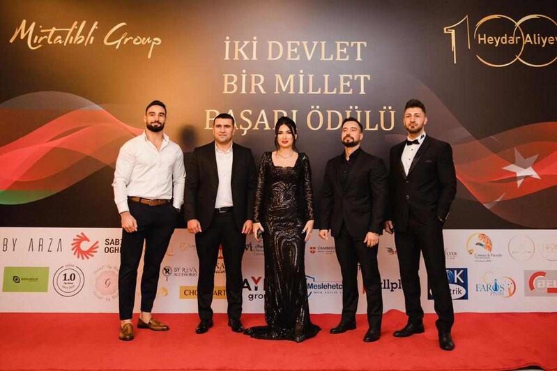 Four Seasons Baku da "Başarı Ödülü" gecəsi təşkil olundu