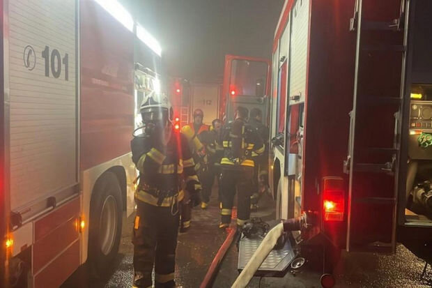 Bakıda inşaat materialları bazarındakı yanğın məhdudlaşdırılıb - YENİLƏNİB