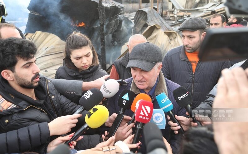 Yanğından ziyan çəkən sahibkar: "Bir milyon yarımlıq malım qısa zamanda kül oldu"