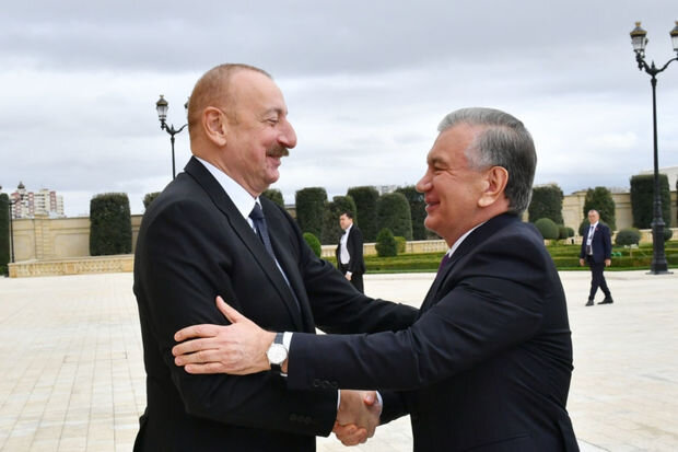 Azərbaycan Prezidenti özbəkistanlı həmkarı ilə görüşüb - FOTO