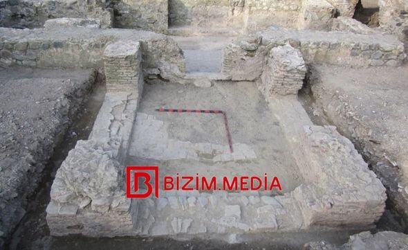 Azərbaycanda 700 il əvvələ aid tarixi abidə MƏHV EDİLİR - FOTO