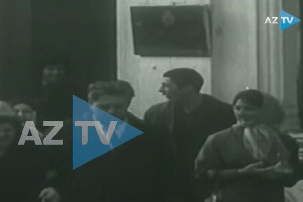 Məzunlar 25 il sonra görüşüblər: 1966-cı ildən nadir görüntülər - VİDEO
