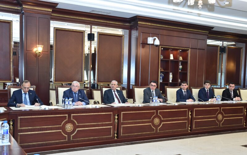 Milli Məclisin komitəsi hərbi qanunvericiliyə təklif olunan dəyişiklikləri təsdiqləyib