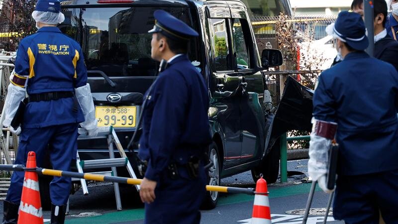 Tokioda taksi sürücüsü göyərçini qəsdən əzib öldürdüyünə görə həbs edilib