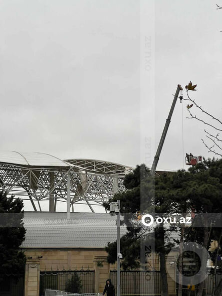 "Qarabağ"ın oyununun keçiriləcəyi stadionda sektorun tavanı uçdu - FOTO