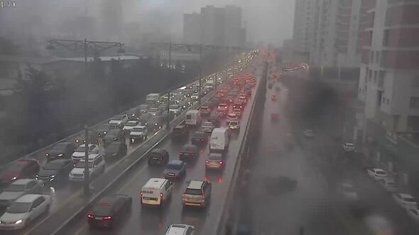 Bakıda çökmə yaranan körpü ilə bağlı AÇIQLAMA - YENİLƏNİB - FOTO