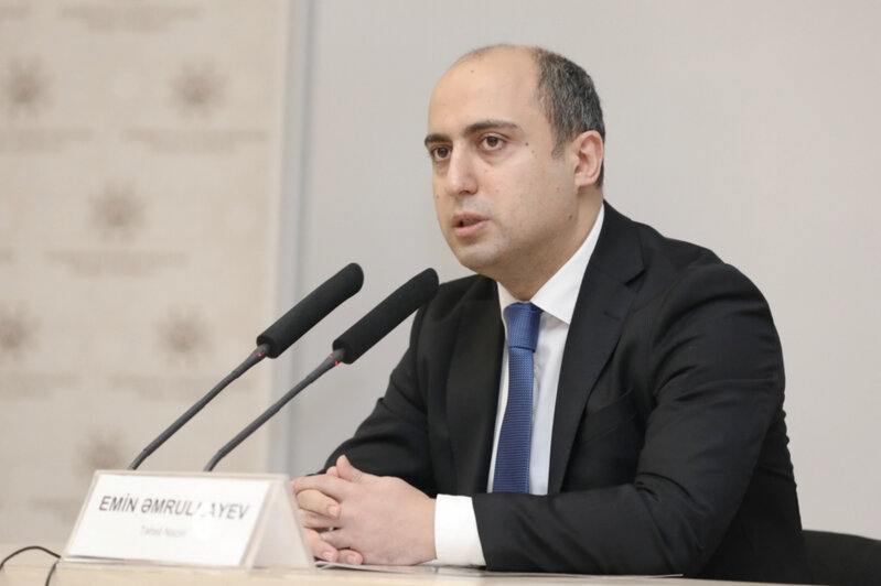 Nazir: "Pensiya yaşına qədər işləməklə bağlı ağır qərarlar verməliyik"