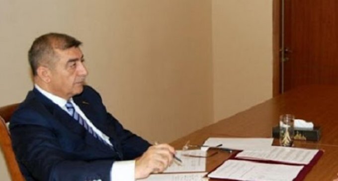 İcra başçısının qardaşı "Azərsu"-ya türk malı adı altında "kitayski" avadanlıq satır - İddia