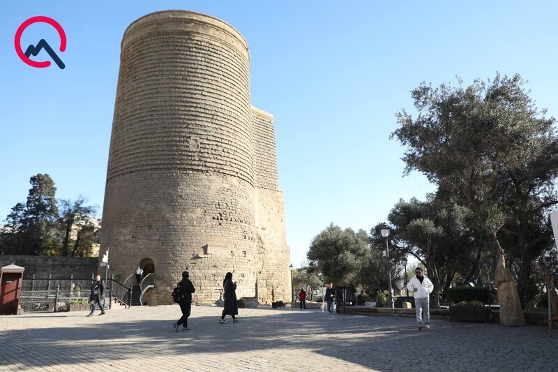 Qız qalası yaxınlığındakı attraksionlar narazılıq yaratdı - Açıqlama
