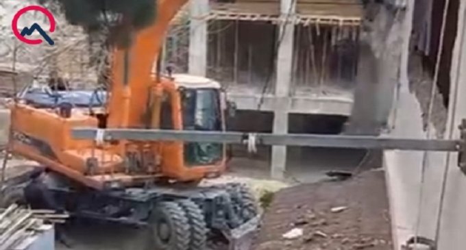 ""Parktown Residence" şirkəti qanunsuz söküntü işi aparır" - Şikayət