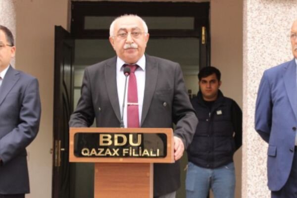 Direktor Arif Rüstəmov müqaviləyə imza atdı- 1 rəis, 7 mühafizəçiyə görə 121 min manat...