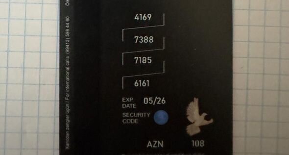 Balaca Zəhranın anası fəryad edir: "Bint almağa belə pulum qalmayıb" - FOTO