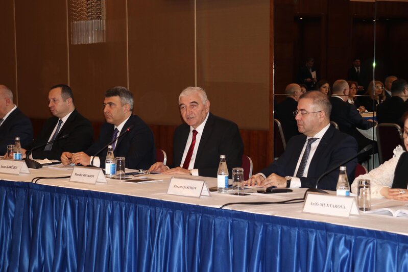 "Namizədlərin irəli sürülməsi, marifləndirmə işləri davam edir" - Məzahir Pənahov