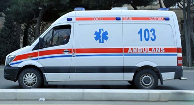 Eyvandan yıxılan Ayana köməyə gəlməyən təcili yardım əməkdaşı işdən çıxarıldı