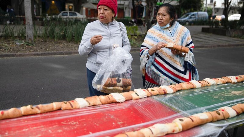 Bişirdikləri ilə Ginnesin Rekordlar kitabına düşdülər - Fotolar