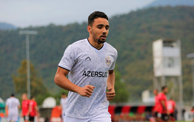 "Qarabağ" legionerini satır?