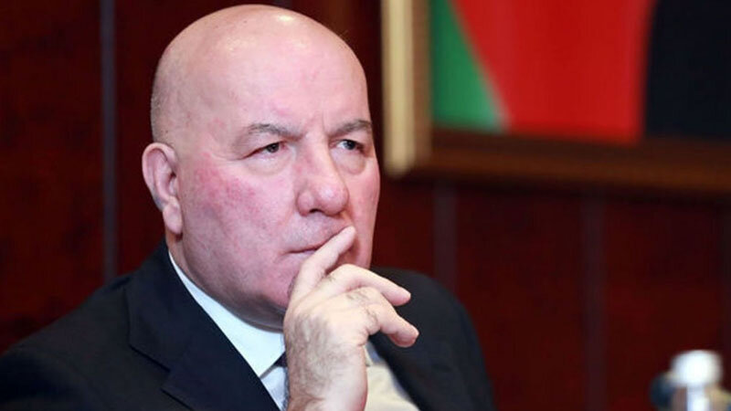 Elman Rüstəmovun şirkətinə yarım milyonluq sifariş - Agentlik işçilərinə "Toyota" alır