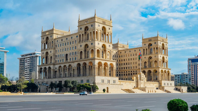 "Hökumət evi"nin bir mərtəbəsində və zirzəmisində 673 minlik təmir