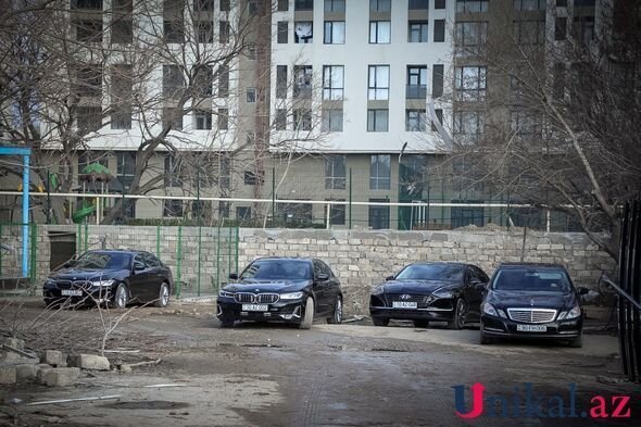 Etibar Mirzəyev və baş prokurorun müavini yenidən partlayış olan ərazidə - FOTO