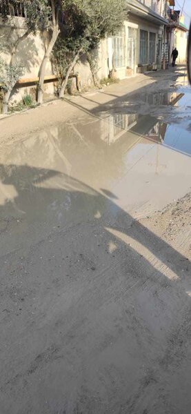 Suraxanı sakinləri RİH-dən narazıdır: 3 il əvvəl "təmir olunan" yol bu vəziyyətə necə düşüb? (FOTO)