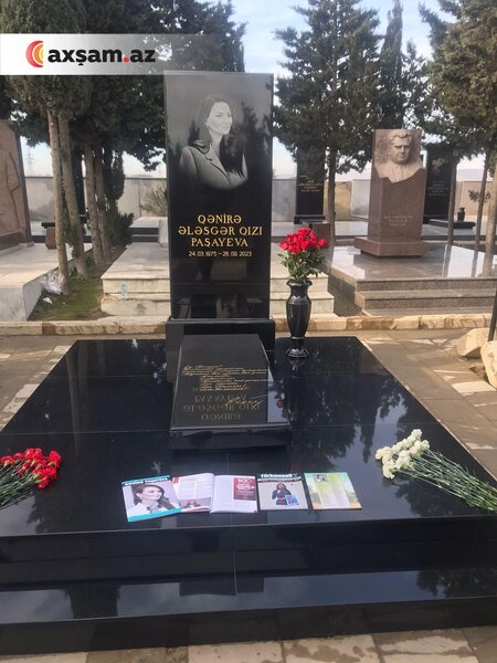 Qənirə Paşayevanın məzarı - Foto