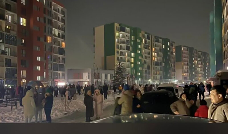 Qazaxıstanda zəlzələ nəticəsində xəsarət alanların sayı 44-ə çatıb - ZƏLZƏLƏ ANI/VİDEO