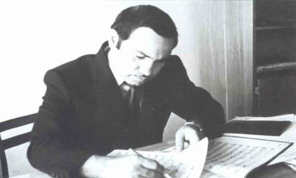 Balabanla ifası kosmosa çatan azərbaycanlı: Böyüklüyündən xəbərsiz olan sənətkar