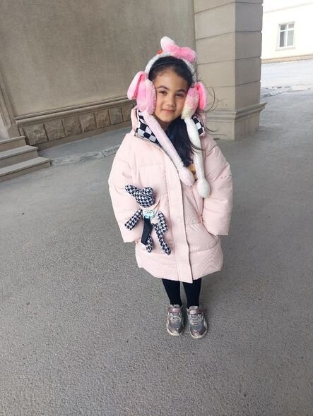 Balaca Zəhranın anası fəryad edir: "O mənim yeganə övladımdır, onu itirməkdən çox qorxuram" - FOTO