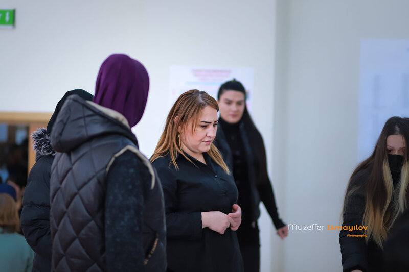 Qadın məhbuslar da səs verdilər - Fotolar