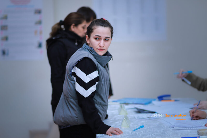 Qadın məhbuslar da səs verdilər - Fotolar